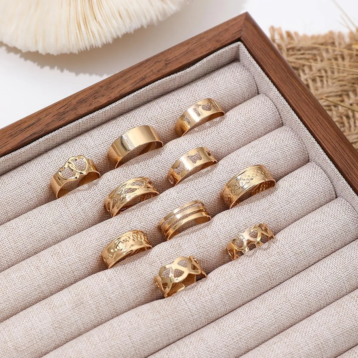 10pcs 14K Gold Plated Adjustable Toe Rings for Women, Boho Summer Beach Open Toe Rings Set Flower Leaf Tail Pinky Band Rings Barefoot Foot Jewelry Set