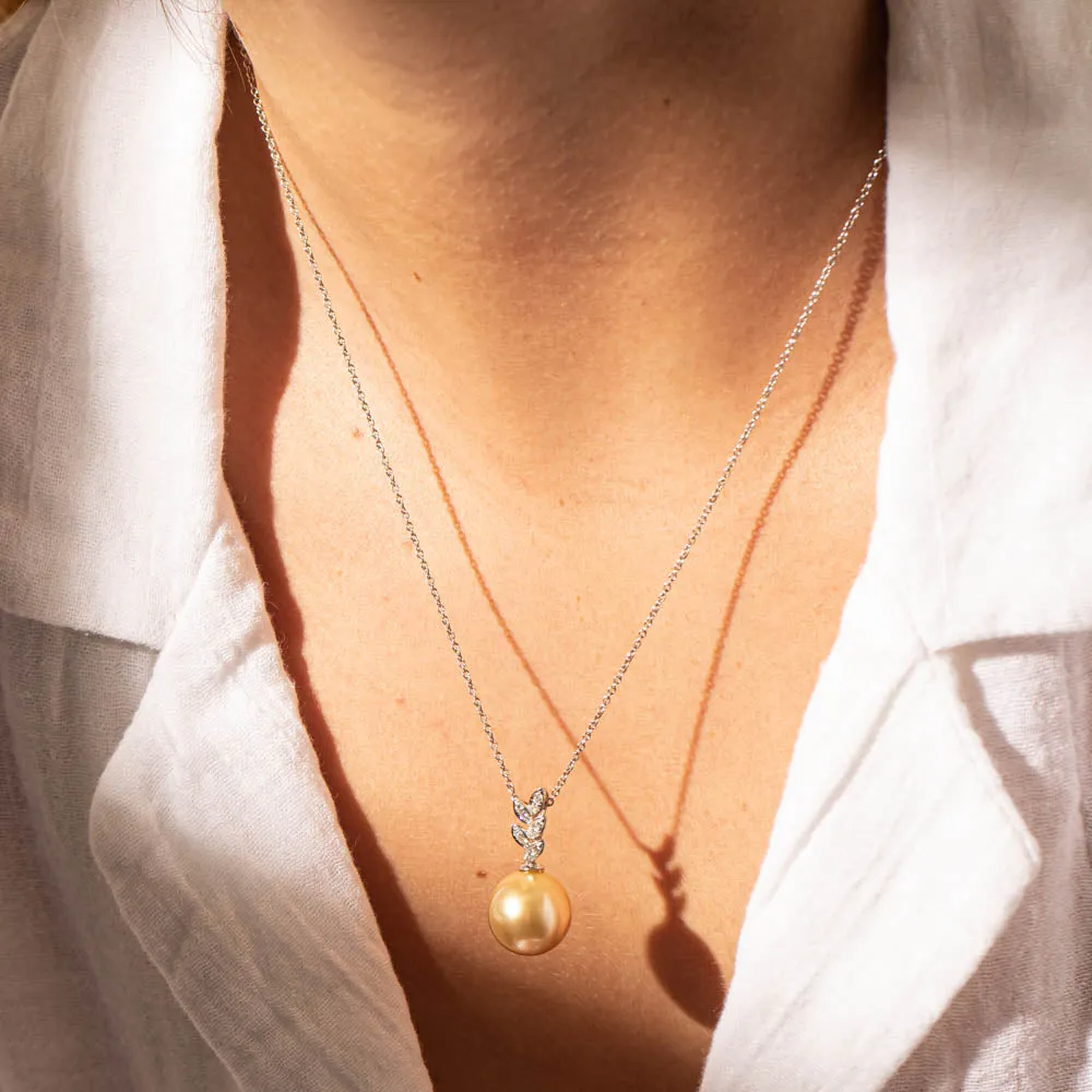 18ct White Gold Golden South Sea Pearl & Diamond Pendant
