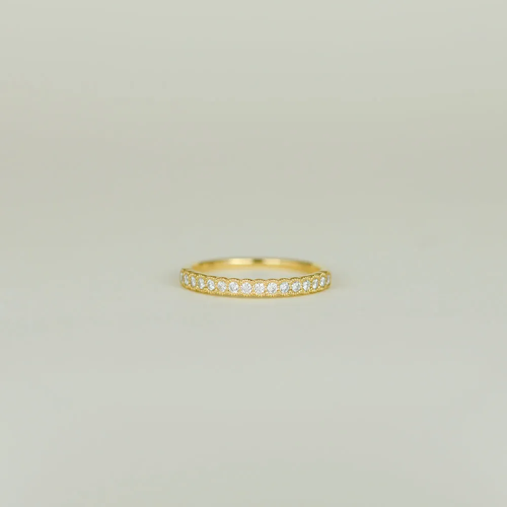 18ct Yellow Gold 0.30ct Round Diamond Scalloped-Edge Half Eternity Ring