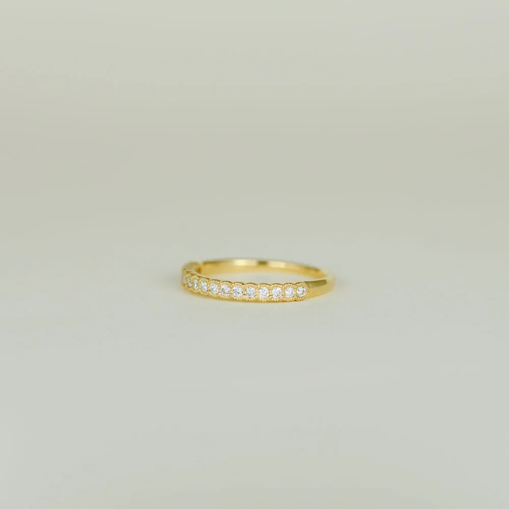 18ct Yellow Gold 0.30ct Round Diamond Scalloped-Edge Half Eternity Ring