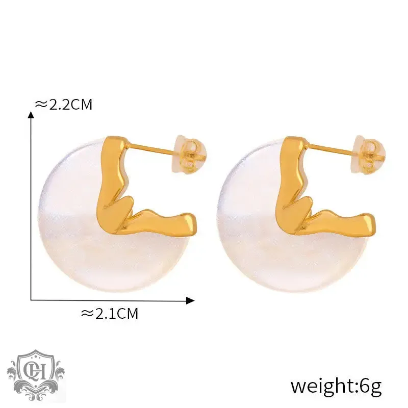 18K gold simple and elegant fan-shaped earrings inlaid with gemstones