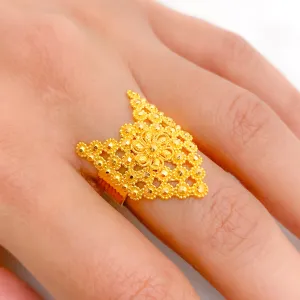 Artistic Floral Patterned Ring