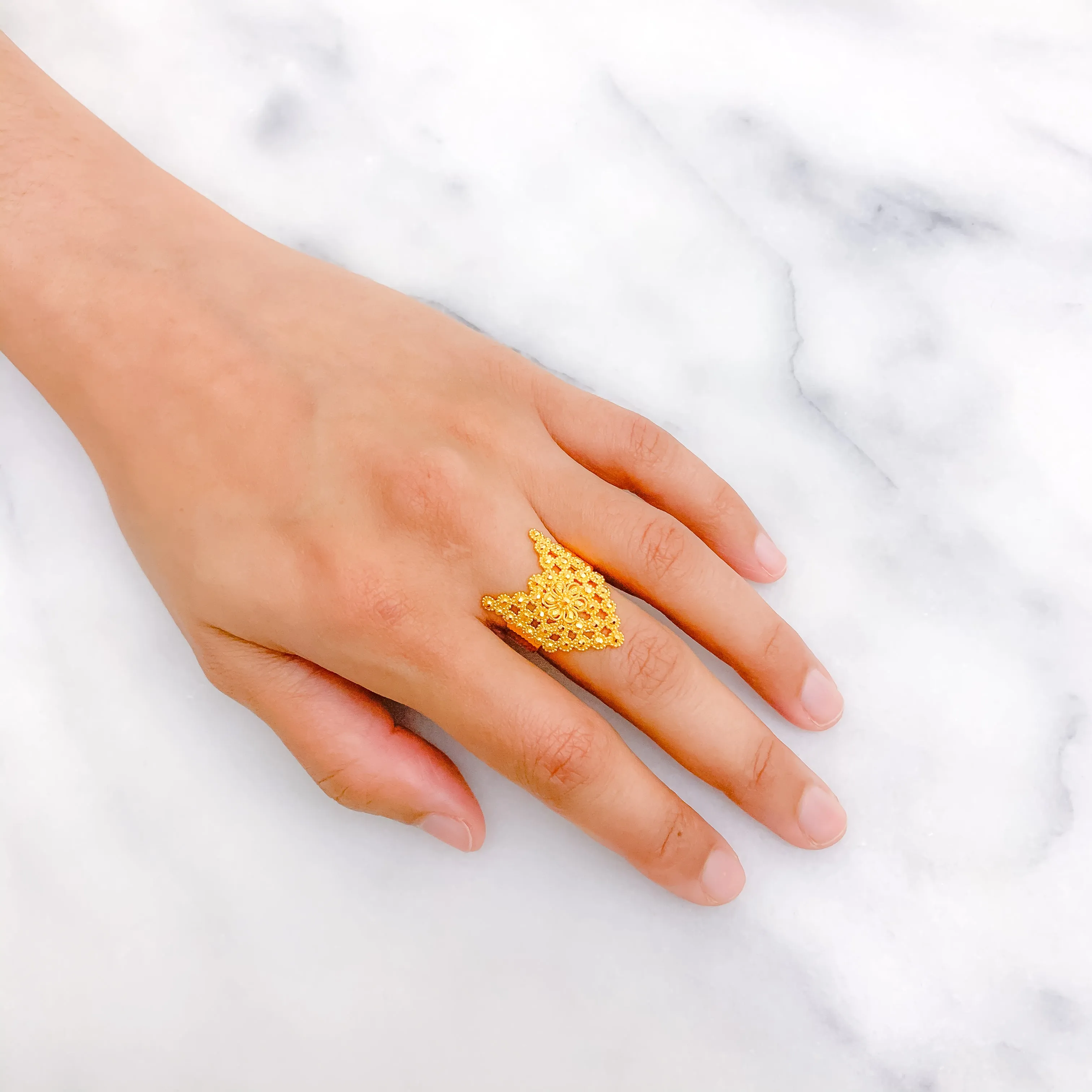 Artistic Floral Patterned Ring