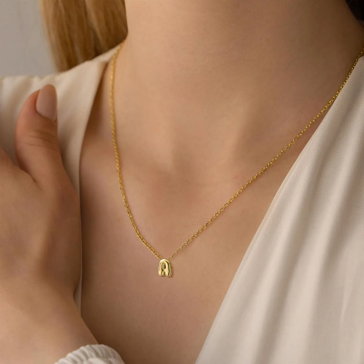 BAYLAY Gold Bubble Letter Necklace for Women Girls - 18K Gold Plated Bubble Letter Necklace Gold Letter Necklace Bubble Initial Necklace Bubble Letter Necklace Gold Jewelry for Women Teen Girls Gifts