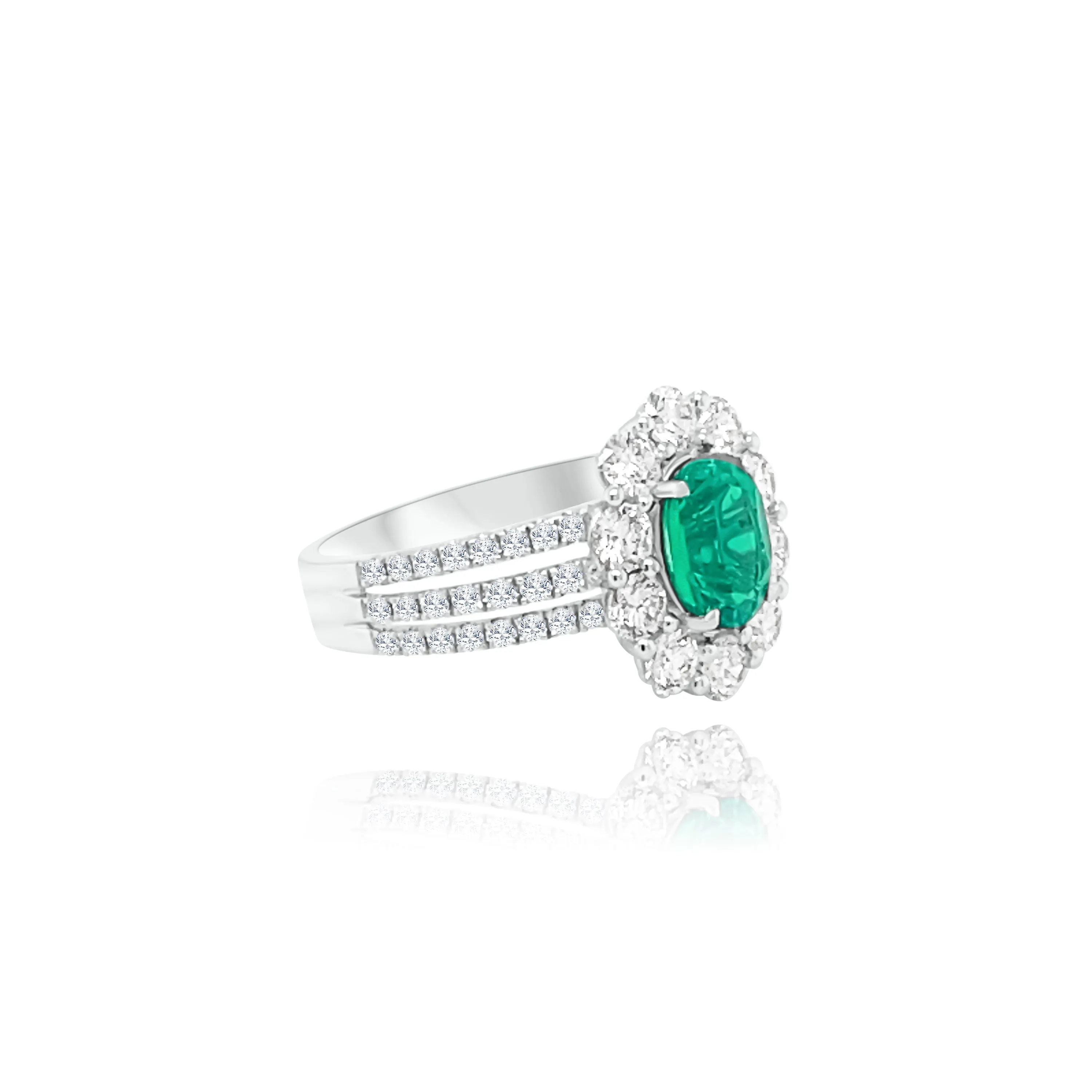 Brilliant cut Diamonds & Oval cut Emerald "Fiji" Ring