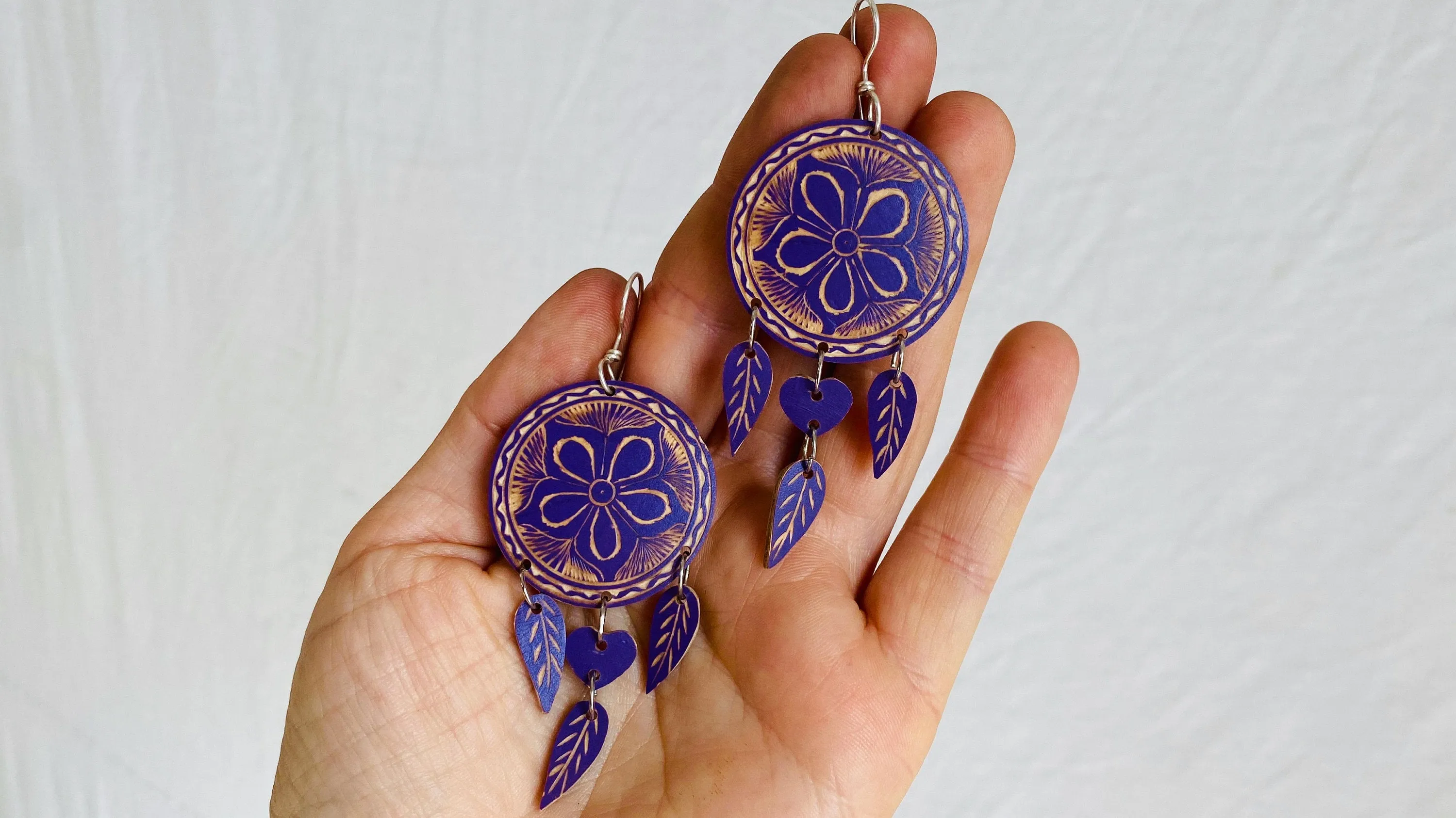 Carved Gourd Earrings. Sterling Silver. Oaxaca, Mexico. 0343