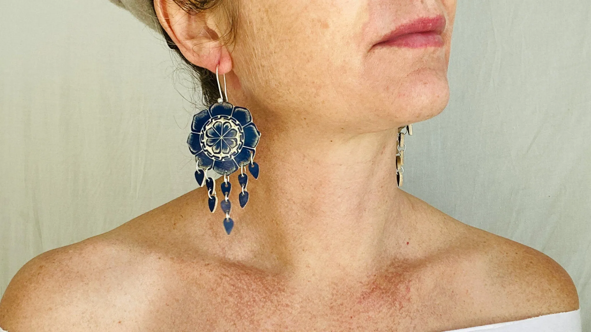 Carved Gourd Earrings. Sterling Silver. Oaxaca, Mexico.