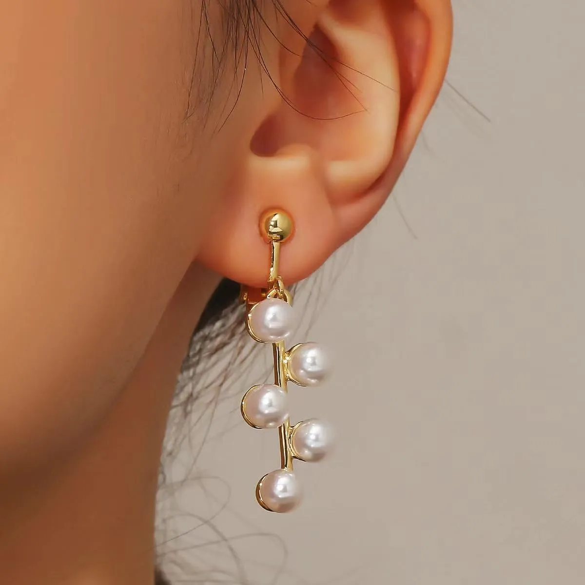 Clip on Earrings, Pearl Clip On Earrings Hypoallergenic Non Pierced Clip Earrings CZ Cute Fashion Clip on Earrings Clip Earrings for Women Grils