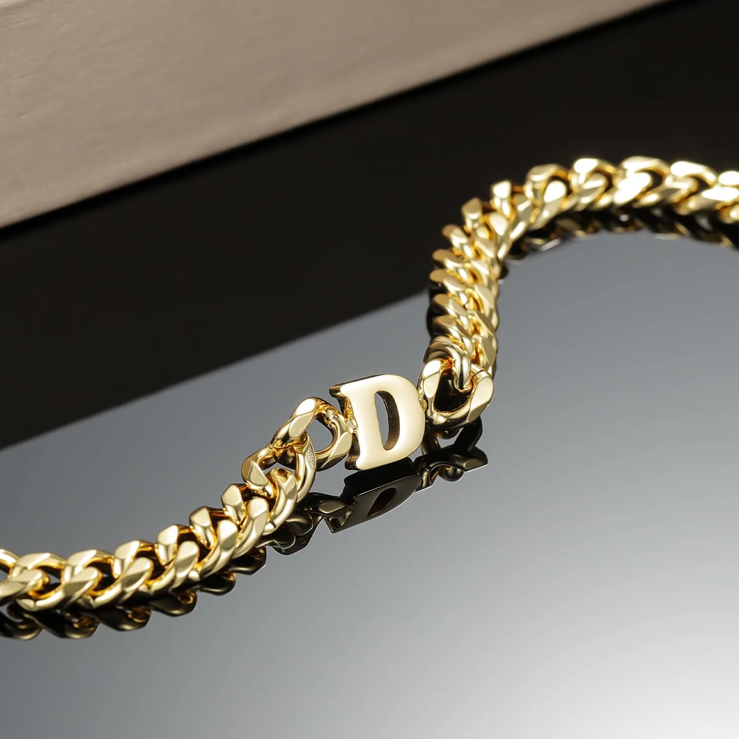 Custom 8mm Thick Cuban Chain Blod Letter Necklace, Letter Name Necklace, Personalized Necklace, Name Choker, Vintage Jewelry For Women Men Valentine's Day Gift (16in, Gold)