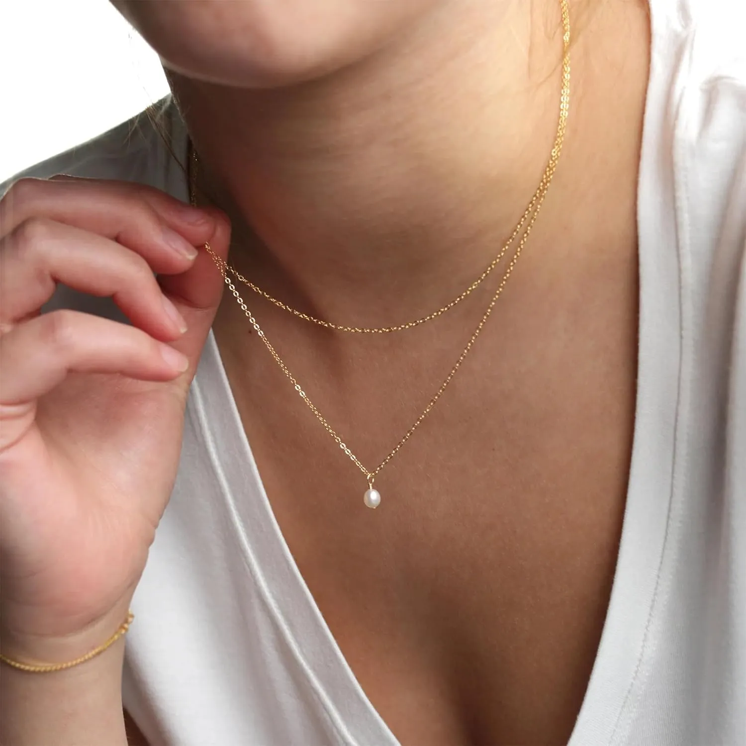 Dainty Pearl Choker Necklace for Women, 14K Gold Plated Handmade Layered Freshwater Pearl Necklace Delicate Necklace Everyday Jewelry