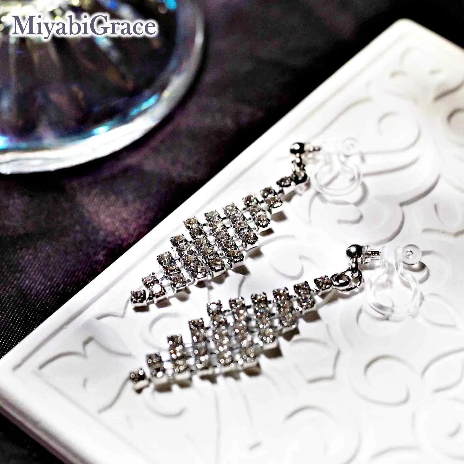 Dangle Silver Invisible Clip On Earrings for Women Not Pierced Gold Crystal Rhinestone Comfortable Hoop Fringe Long Chain Clip On Earrings Miyabi Grace