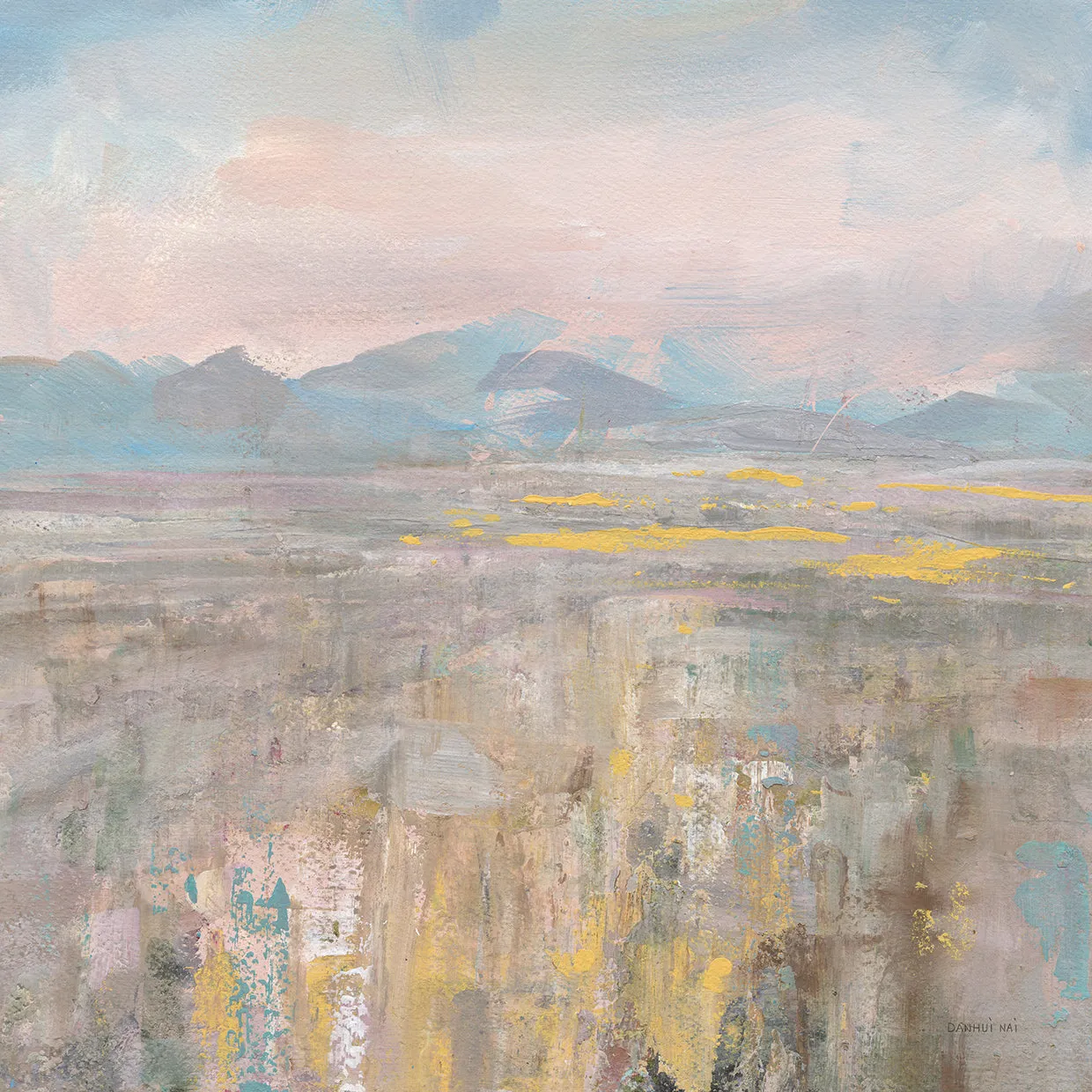 Distant Mountainss