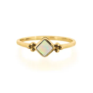 Divinity Princess Ring - Gold Opal