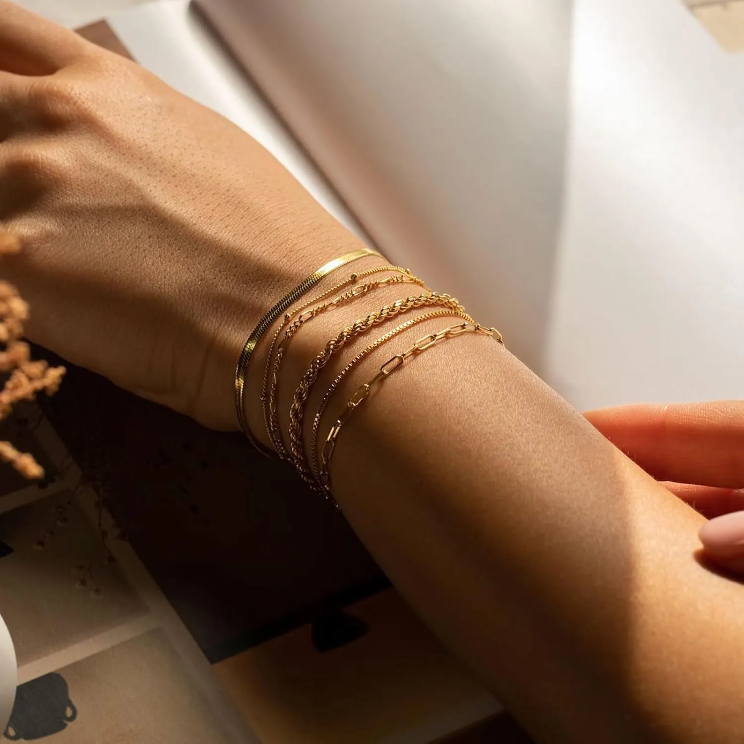 Florideco Gold Bracelets for Women Waterproof 14K Gold Plated Bracelet Stack Set Non Tarnish Trendy Thin Dainty Stackable Cuban Link Paperclip Chain Bracelet Pack Fashion Cute Jewelry Set