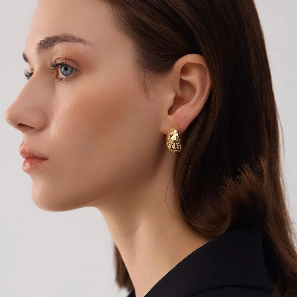 Gold Clip on Earrings for Women Clip on Hoop Earrings Gold Hoop Earrings Clip Non Pierced for Designer Luxury Trendy hypoallergenic Jewelry