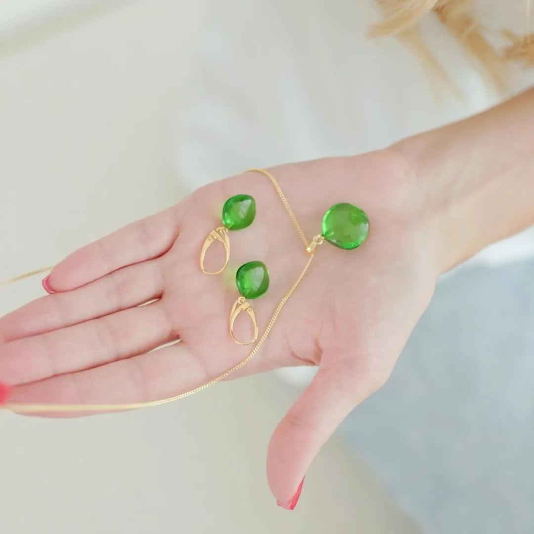 Green Amber Pendant Necklace for Women, Gold Plated Sterling Silver 925 Chain, Polished Gemstone Pendant, Dainty Womens Jewelry, 18 inch gold plated chain