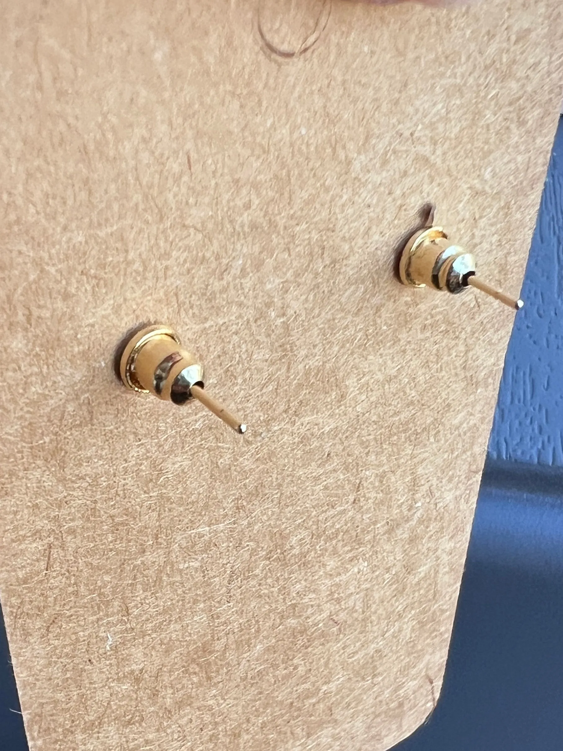 Handmade White Bow Earrings with Gold Accents and Pearl Studs – Elegant Polymer Clay Jewelry"