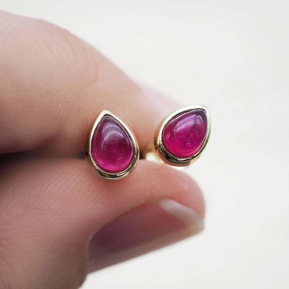 January Birthstone Earrings - Garnet