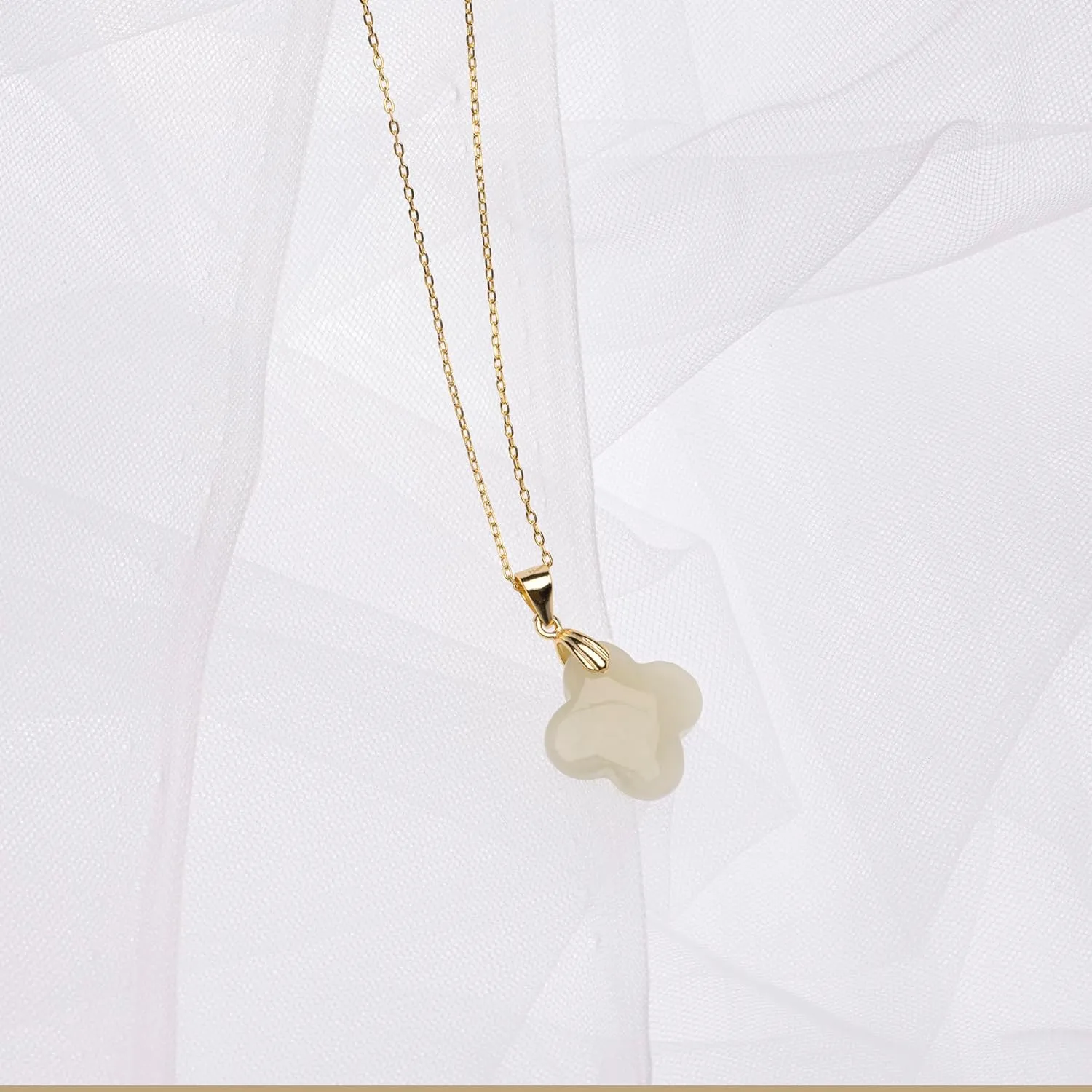 Lucky Four Leaf Clover Jade Silver necklace Jewelry for Women Handmade Genuine Hetian Jade 14K Gold Plated 925 Sterling Silver Simple Classic Style Bring Good Fortune Great Gift for Her
