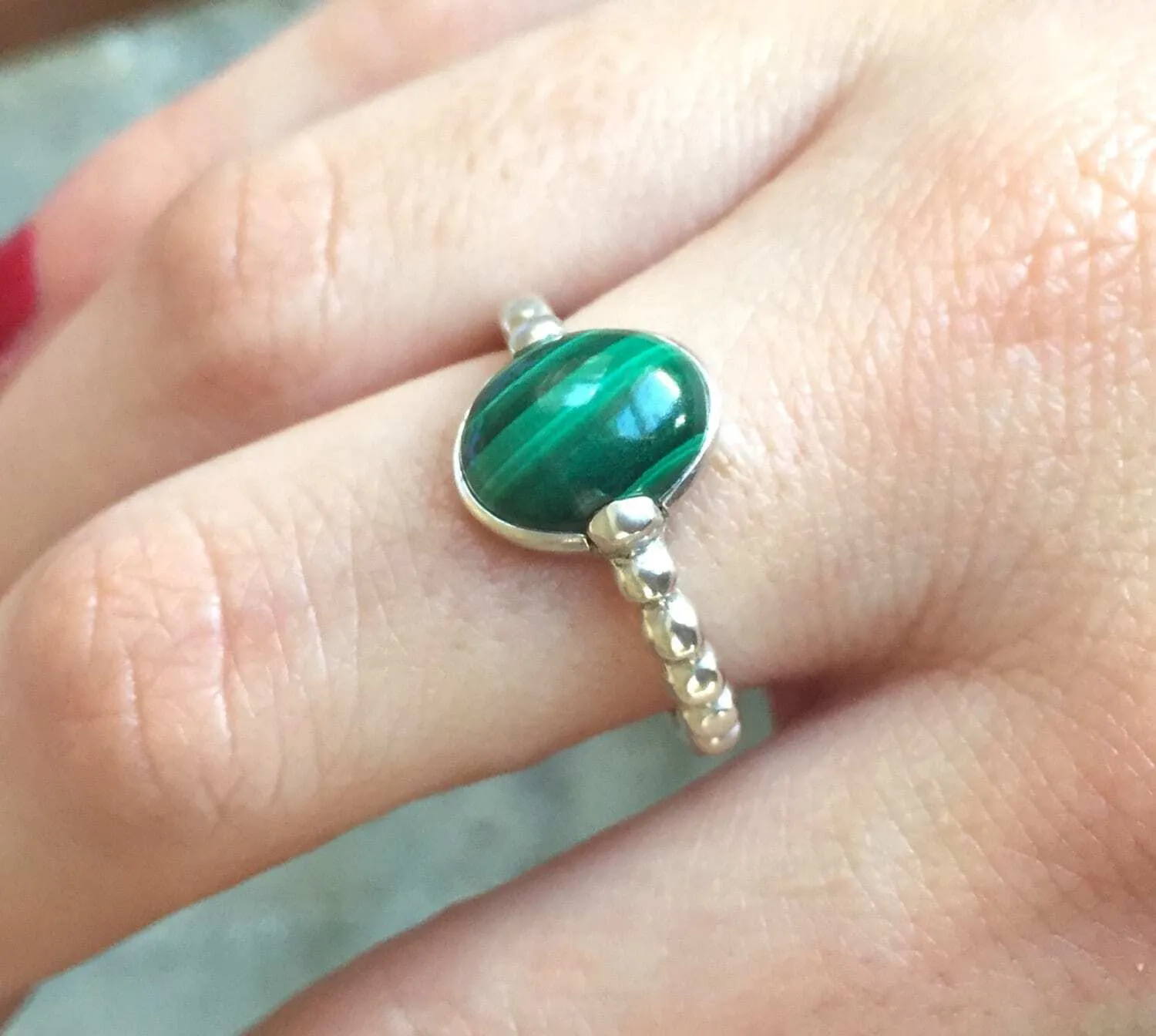 Malachite Ring - Green Bezel Ring - Vintage Bubble Band