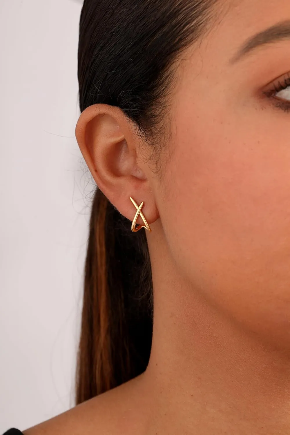 MIDEEO Gold Earrings for Women Trendy,14K Gold Stud Earrings Dainty Earrings Simple Minimalist Diamond Hypoallergenic Earring for Women Gifts