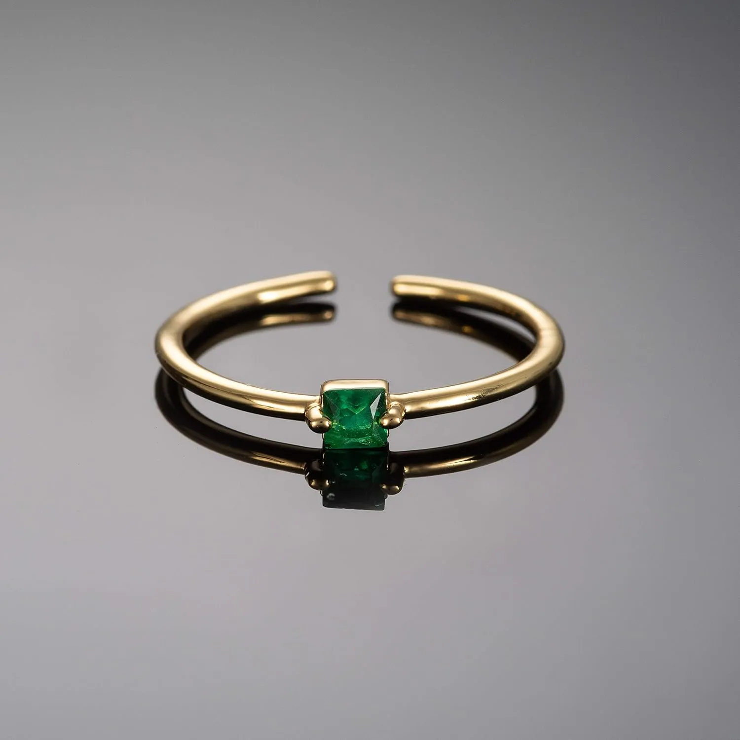 namana Dainty Gold Ring for Women with a Single Coloured Stone, Cute Single Stone Rings for Women, Adjustable Open Rings for Women with a Square Stone, Simple Gold Rings for Women