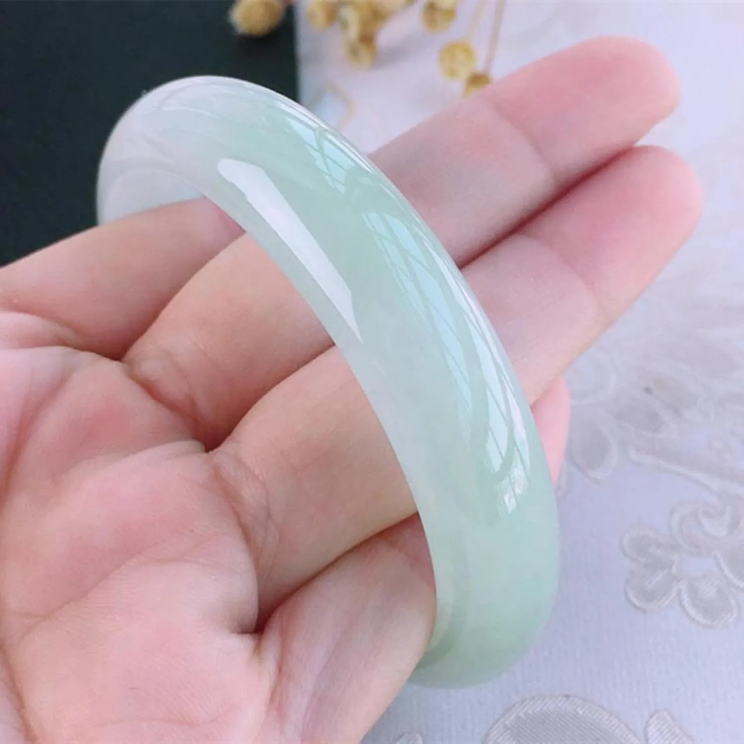 Natural Jade Bangle Bracelet for Women Genuine Ice Species Transparent Fashionable Emerald Green Bracelet for Your Wife