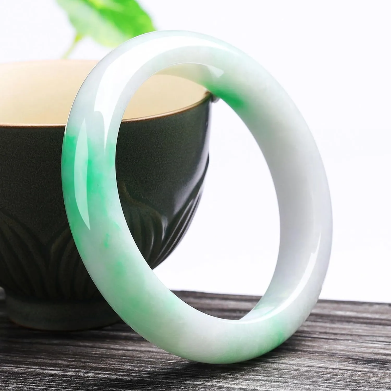 Natural Jade Bangle Bracelet for Women Genuine Ice Species Transparent Light Green Temperament Bracelet