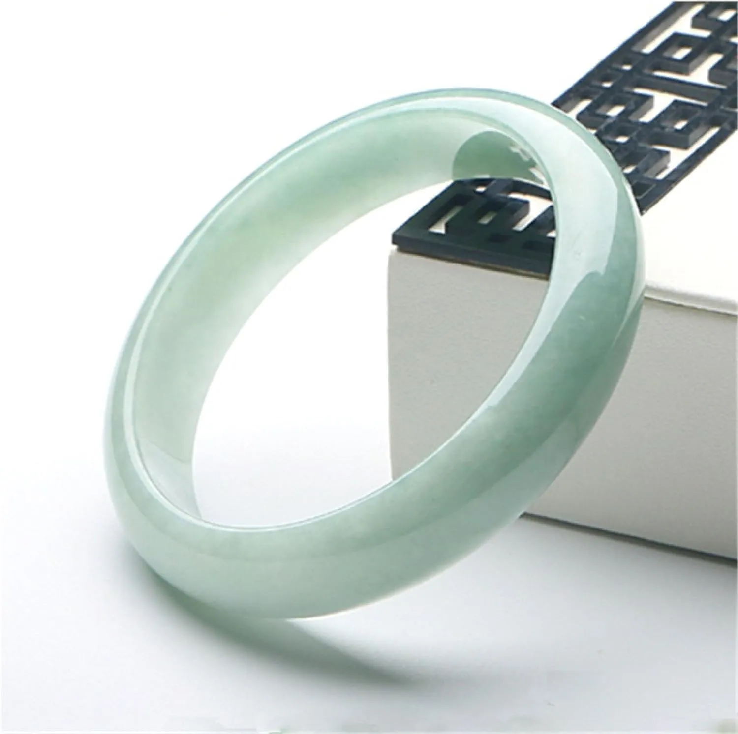 Natural Jade Bangle Bracelet for Women,Authentic Ice Species Light Green Noble Consort Bracelet, Emerald Jade Bracele