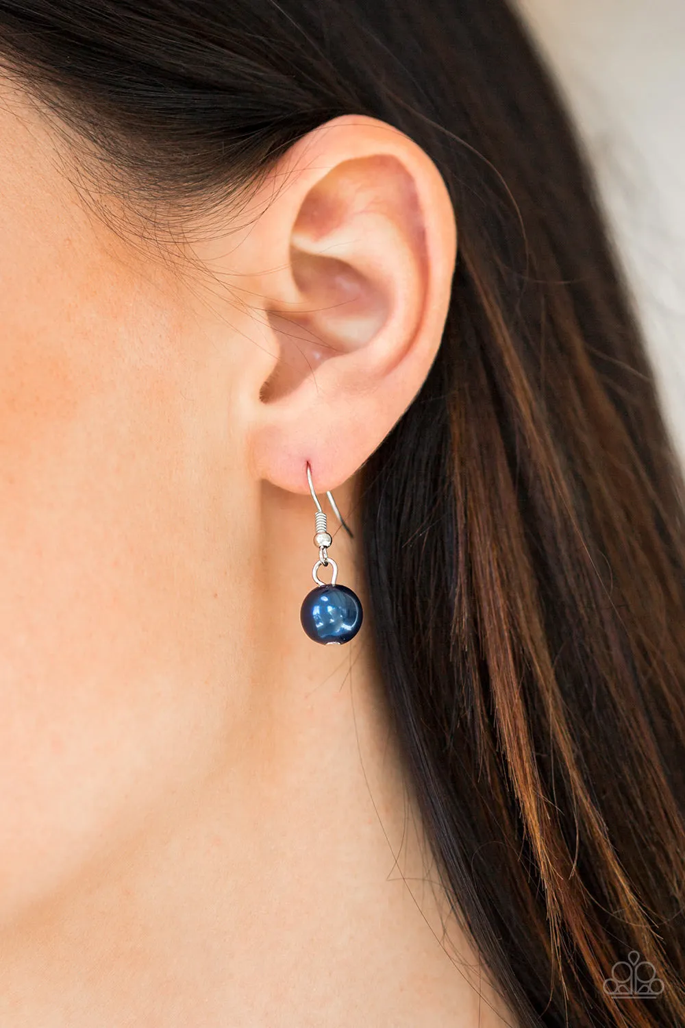 Paparazzi Rockin' Rockette Blue Short Necklace - P2ST-BLXX-023XX
