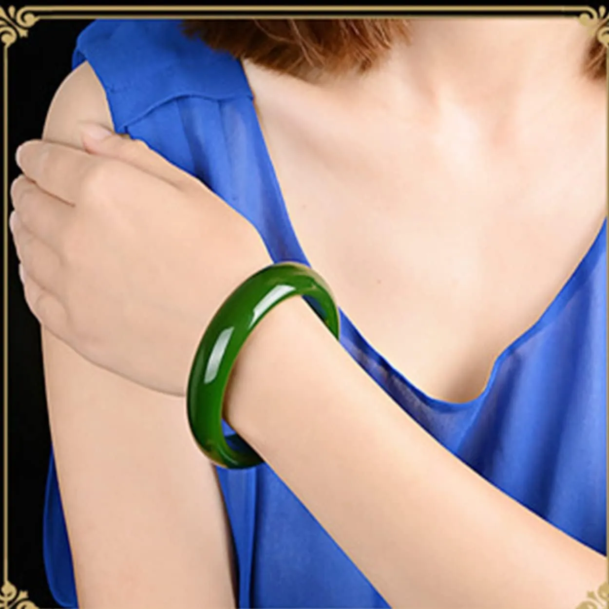 Retro Chinese Style Natural Green Jade Bangle Jade Bangle Bracelet for Women Exquisite Birthday Gifts with Gift Box,60mm