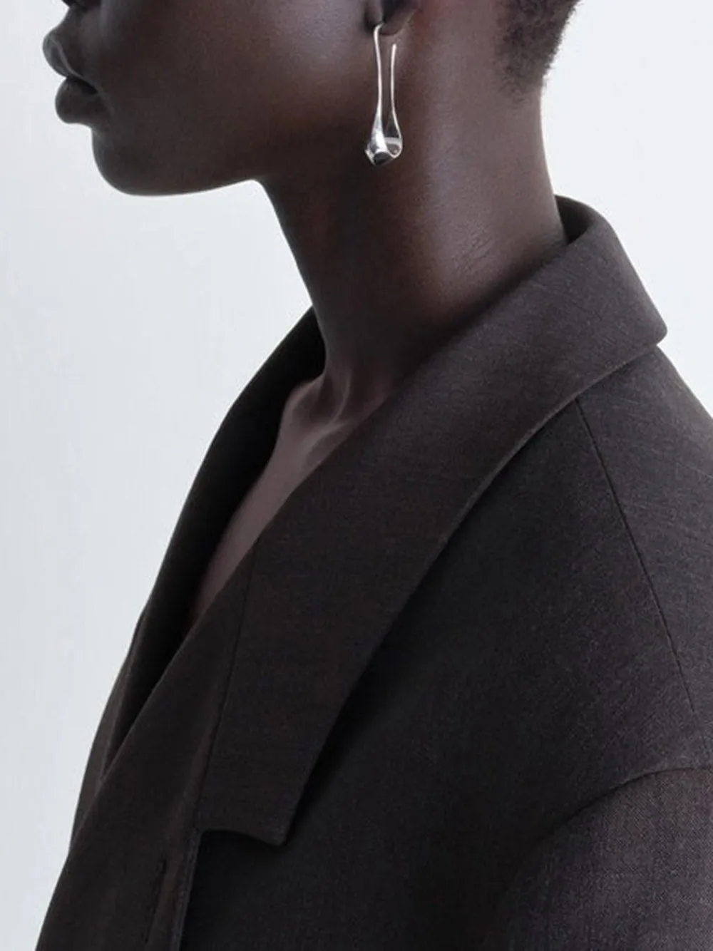 SHORT DROP EARRINGS