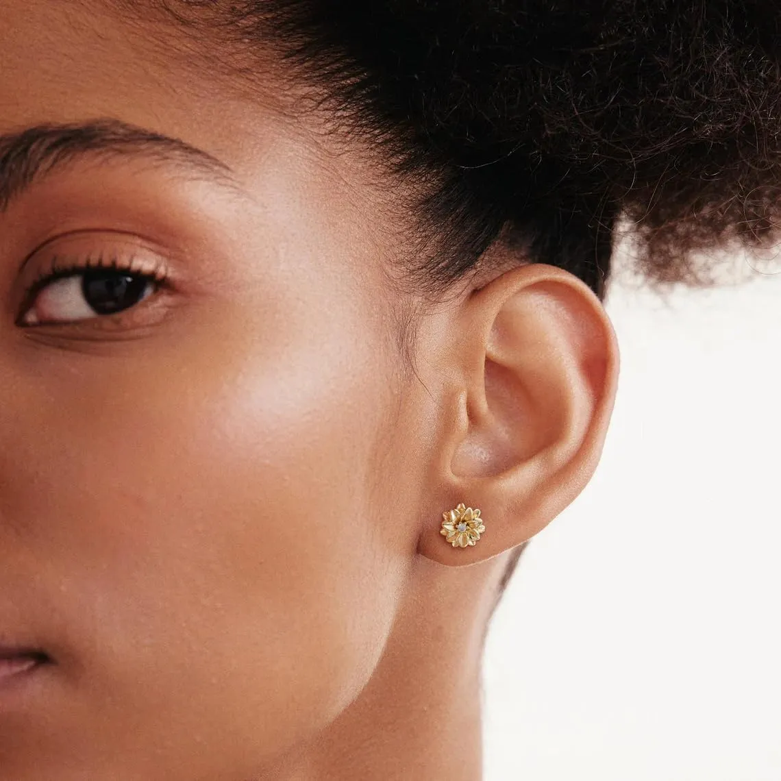 Tasiso Birth Flower Stud Earrings for Women 14K Gold Plated Birthstone Earrings for Women Dainty Gold Flower Blue Green Cubic Zirconia Earrings Birthday Gifts for Women Jewelry
