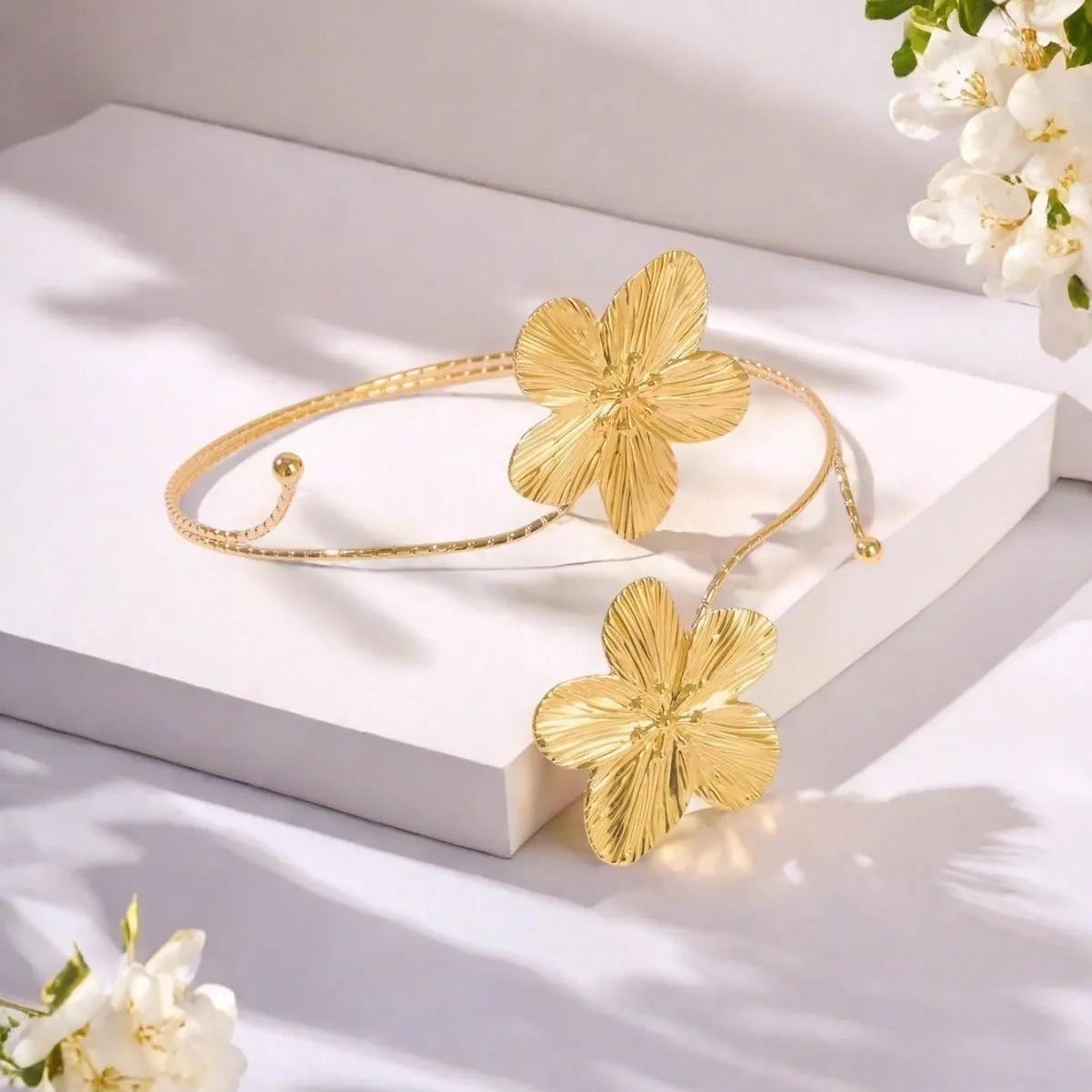 Upper Arm Cuff Bracelets for Women Adjustable Starfish Flower Arm Cuffs Open Bracelets Jewelry