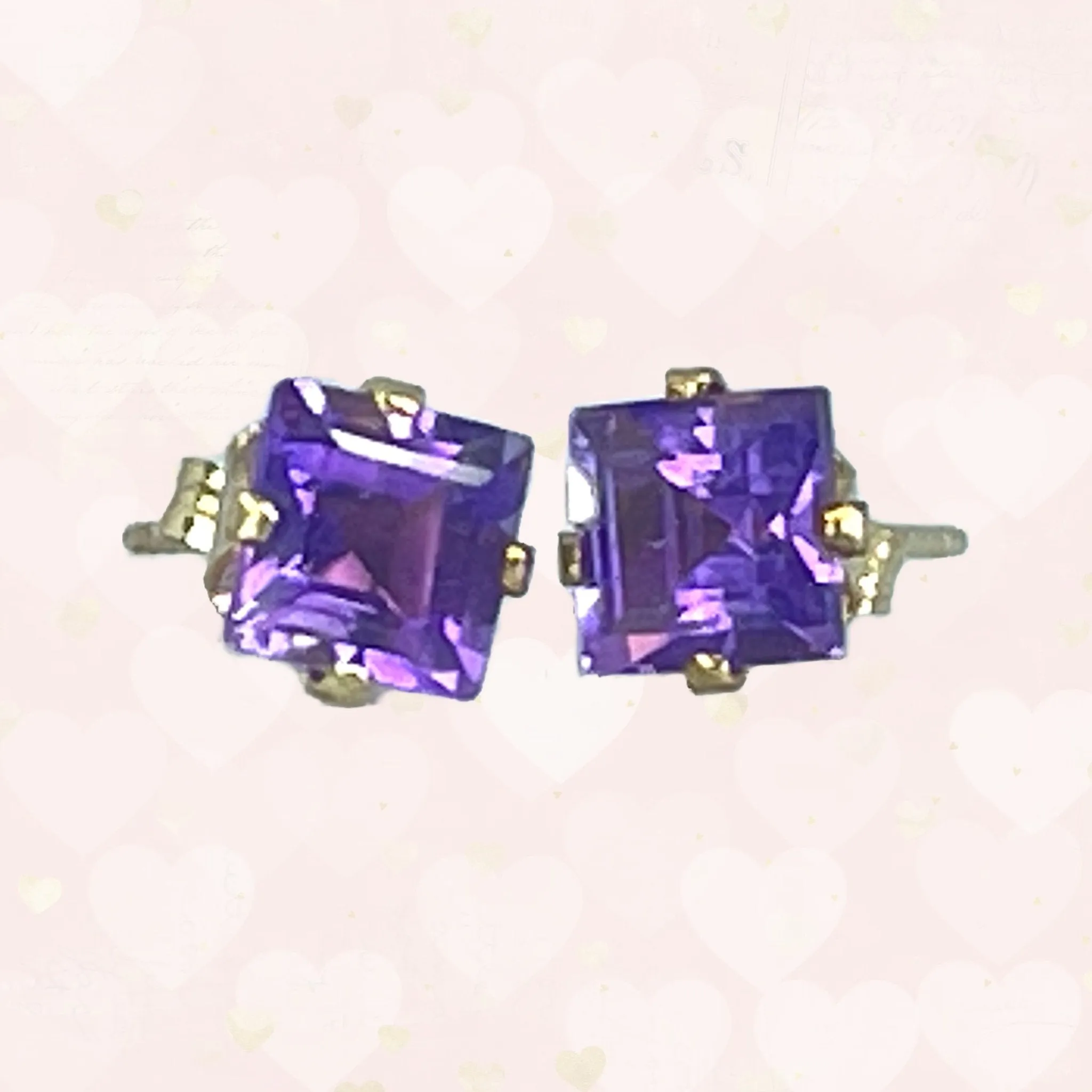 Vintage Amethyst Square Earrings set in 14K Gold. February Birthstone. 1970s Sustainable Estate Jewelry.