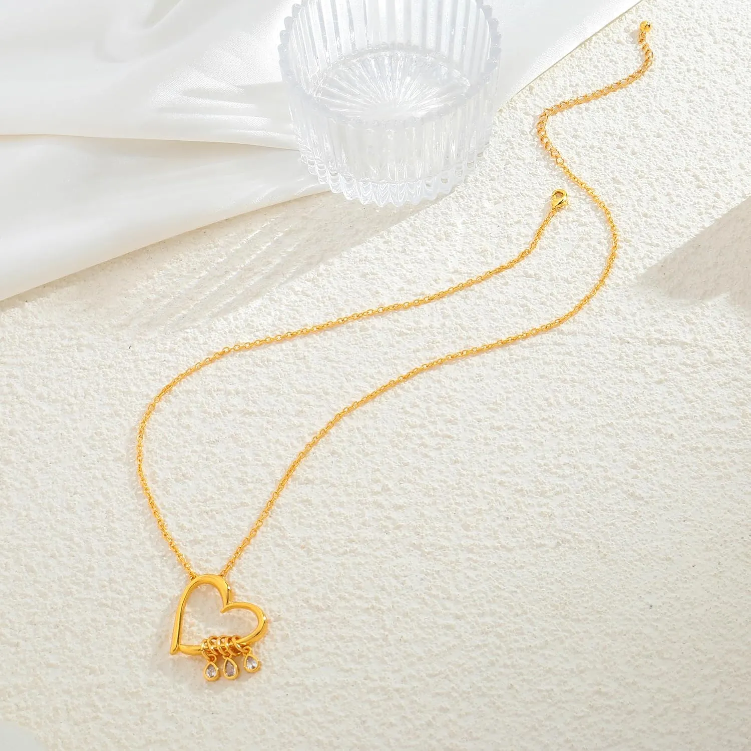 WOWORAMA Gold Bow Necklace for Women Dainty Bowknot Pendant Necklace Trendy Ribbon Bow Choker Necklace Adjustable Chain Bow Necklace Jewelry